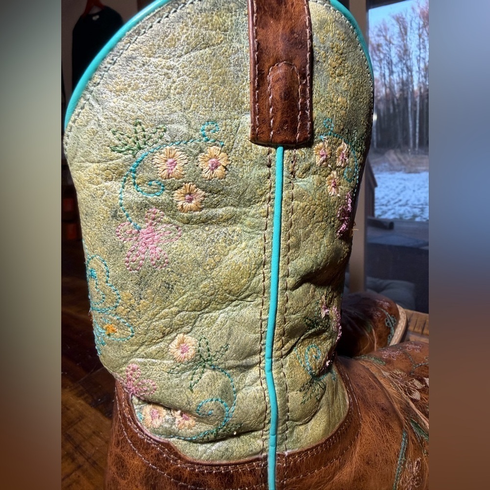 Kids Embroidered Brown and Green Boots - Picture 13 of 14